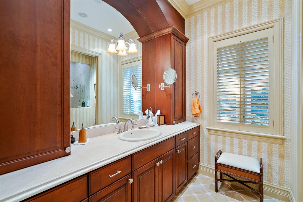 ROYAL PARK - Residential