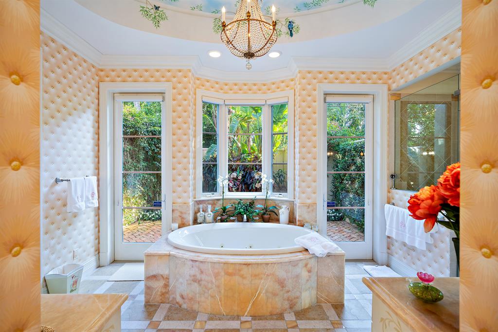 ROYAL PARK - Residential