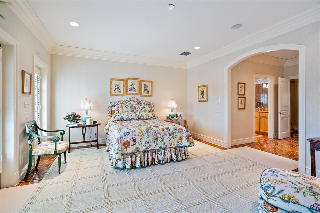 ROYAL PARK - Residential