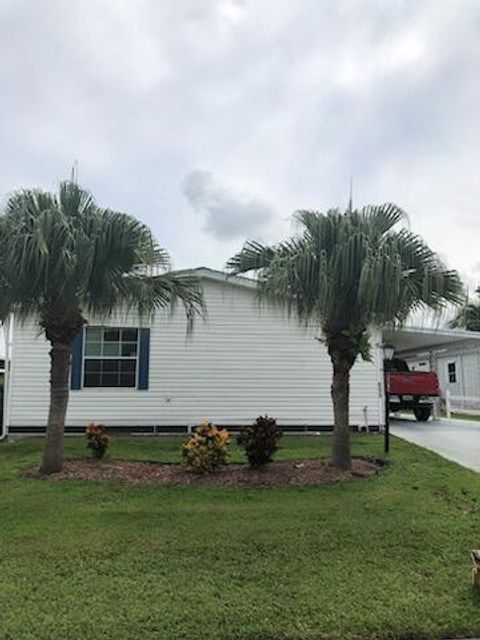 A home in Port St Lucie