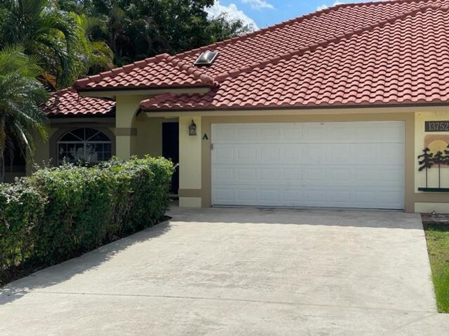 FABULOUS POOL HOME !!! Over-sized 4 Bedroom with a 2 CAR GARAGE !! EXQUISITE ONE OF A KIND INTERIOR with a a HUGE FLORIDA ROOM that overlooks the OLYMPIC sized POOL. Very large Fenced-in Backyard. Lovely Stainless Steel Kitchen with Open Concept to Dining ROOM area. Separate FORMAL LIVING ROOM AND HALLWAY is embellished with Architectural Columns and skylights. POOL area is separately Gated for Child Safety. Additional BONUS ROOM (5TH ROOM is located above the large Laundry Room with pull down access STAIRS) OWNER PAYS POOL MAINTENANCE and LAWN MAINTENANCE. BRIGHT and meticulously. CLEAN. 2 CAR GARAGE plus Large Driveway for additional 2 cars. HUGE HUGE master Bedroom CLOSET. Plus much more. This Rental has it all!!!