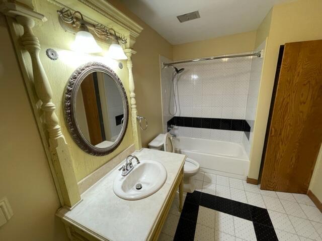 GREENVIEW SHORES - Residential Lease