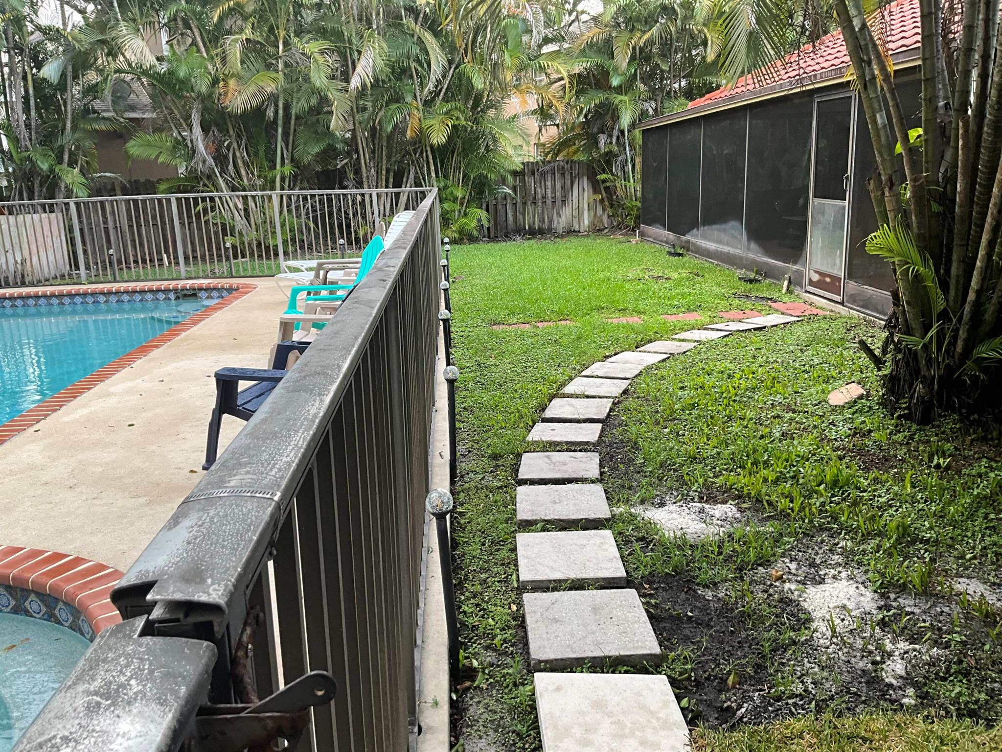 GREENVIEW SHORES - Residential Lease