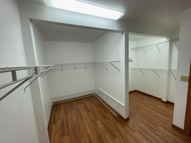 GREENVIEW SHORES - Residential Lease