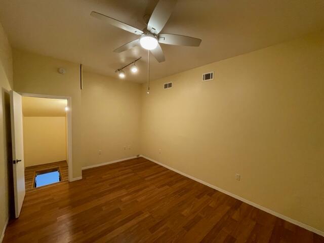 GREENVIEW SHORES - Residential Lease