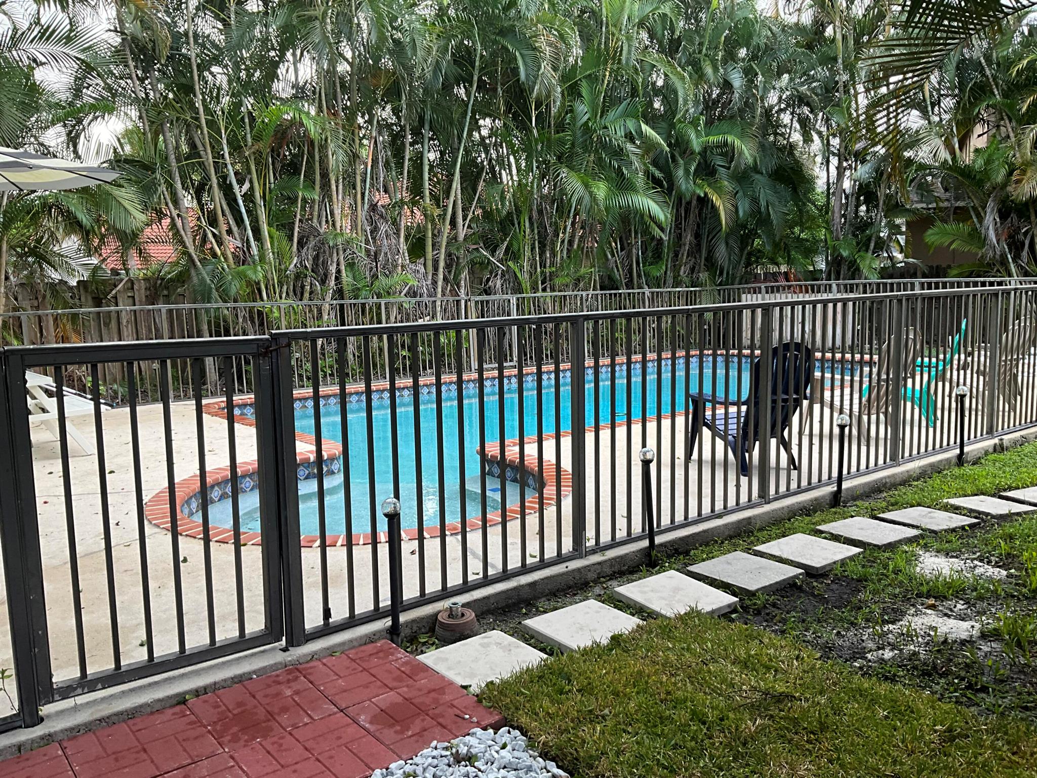 GREENVIEW SHORES - Residential Lease