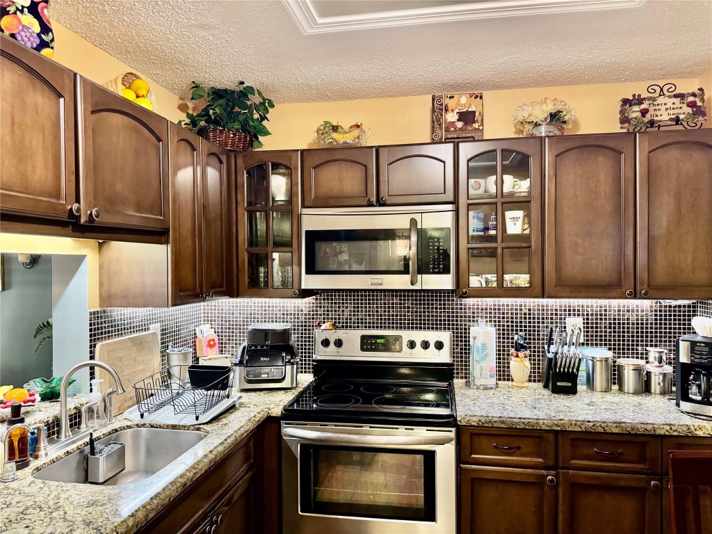 COURTYARDS OF BROWARD - Residential