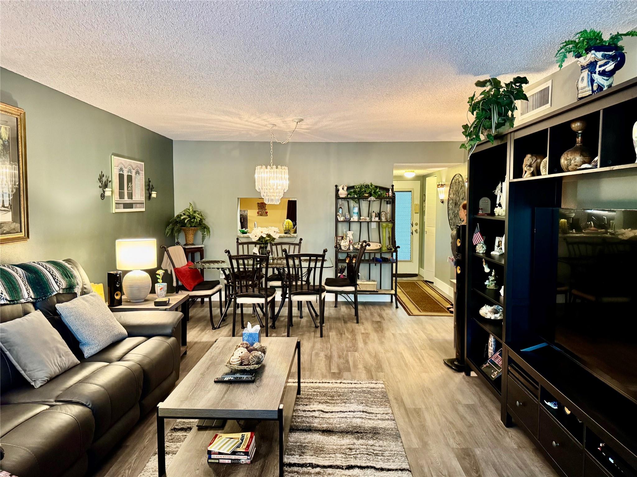 COURTYARDS OF BROWARD - Residential