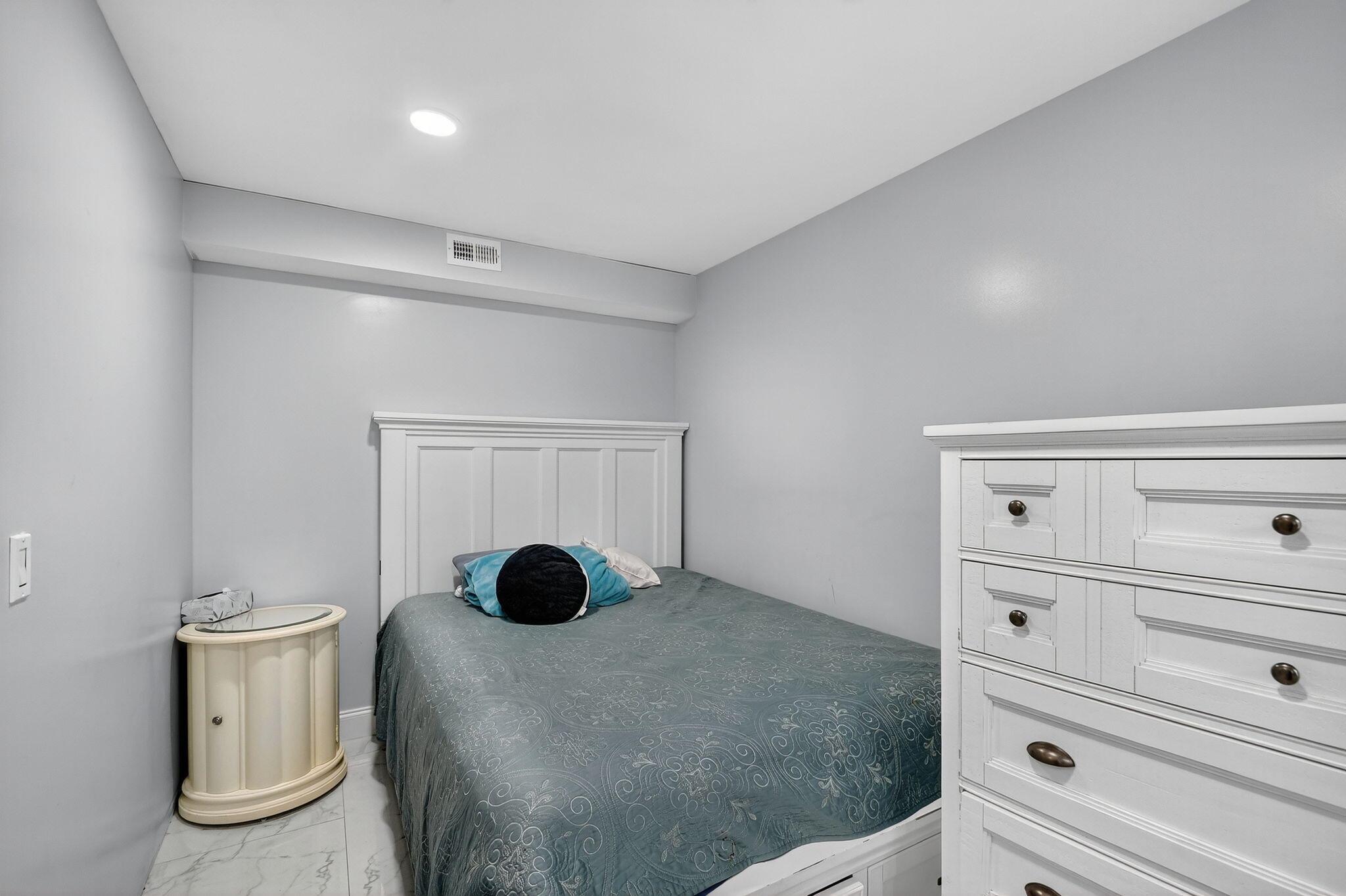 PINES 2 - Residential