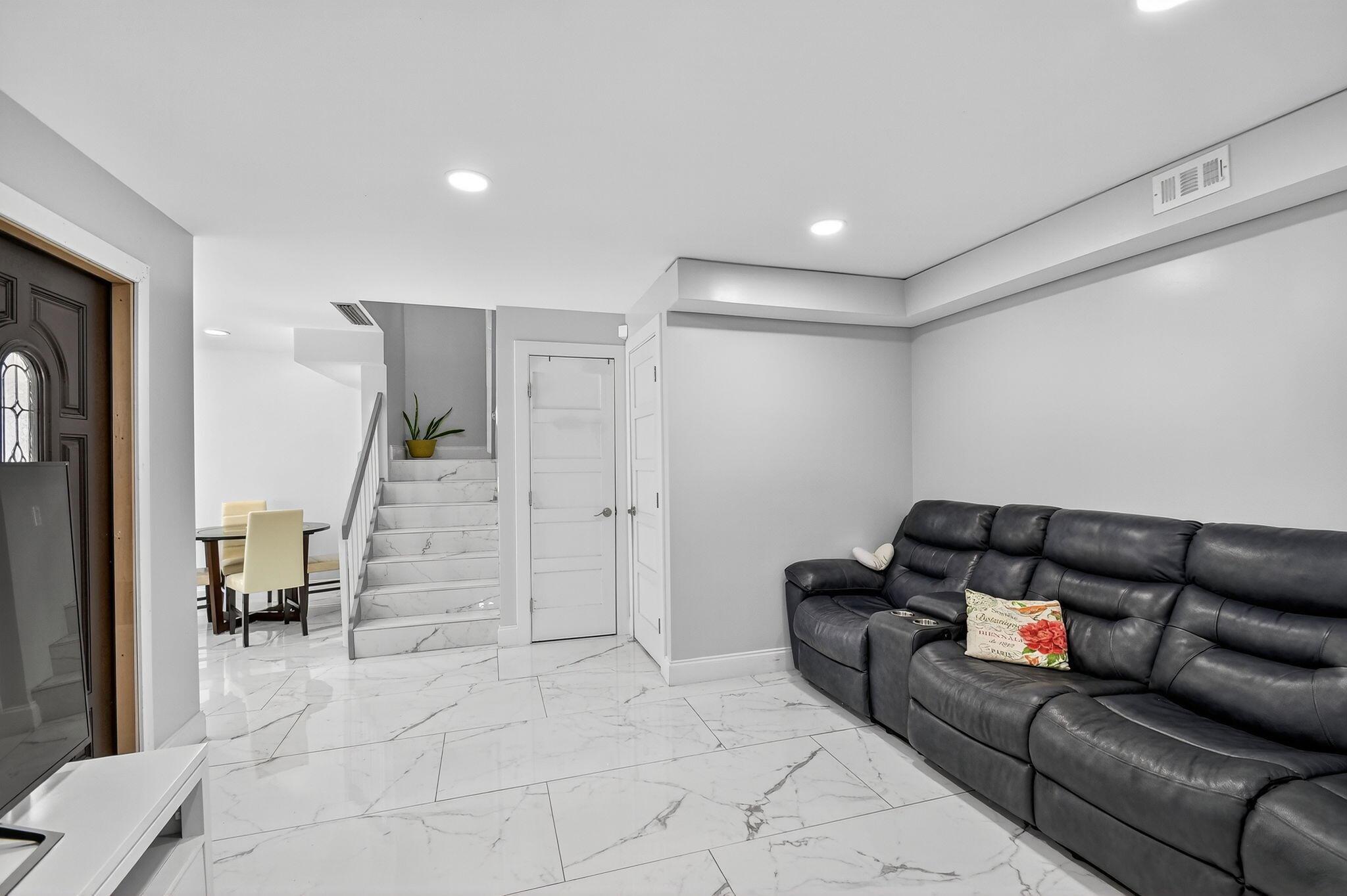 PINES 2 - Residential