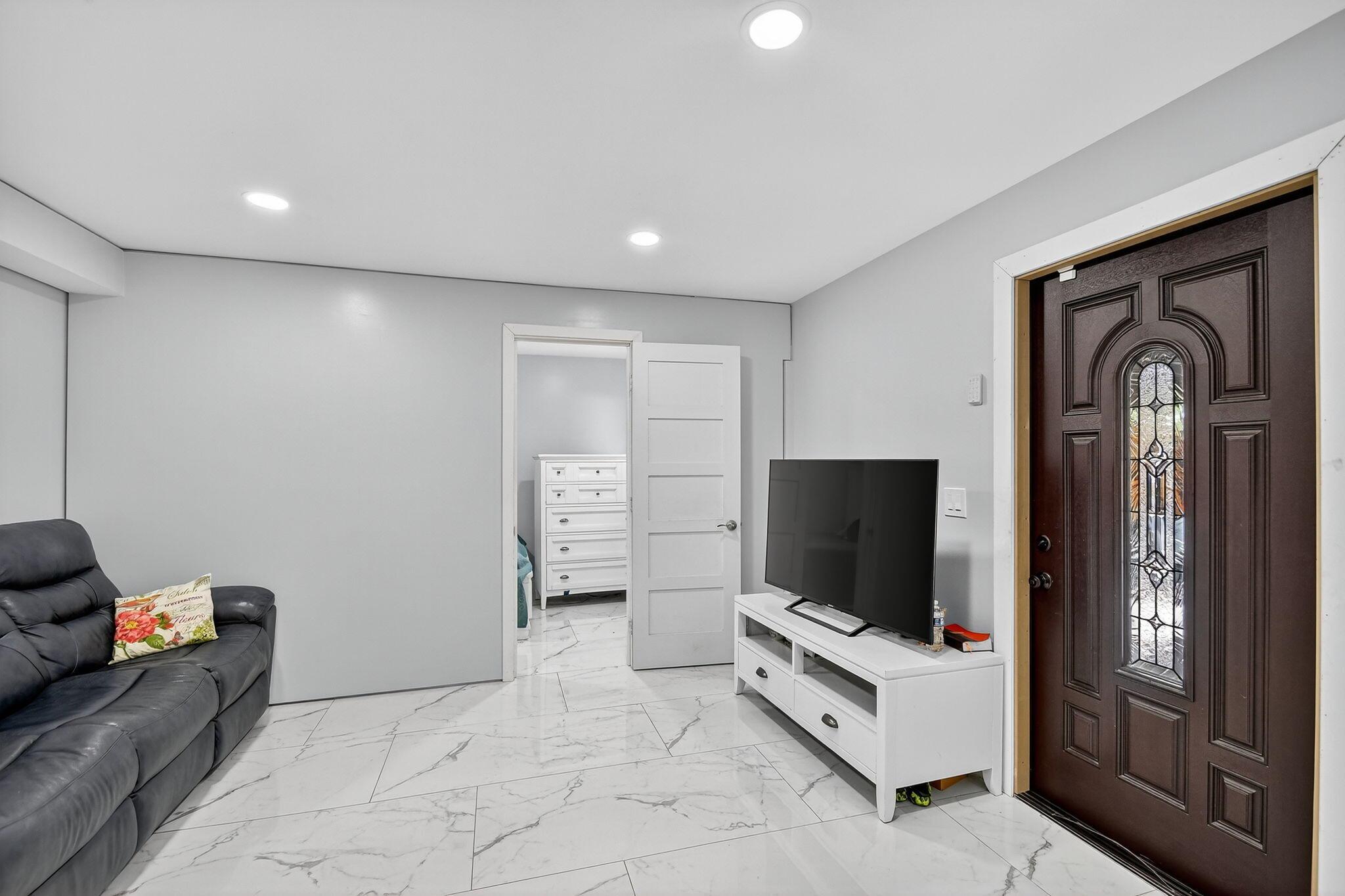 PINES 2 - Residential