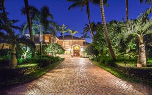 ADMIRALS COVE - Residential