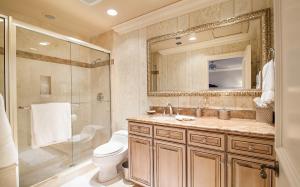 ADMIRALS COVE - Residential