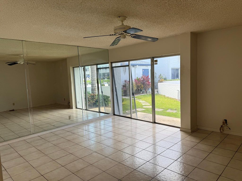 Photo of 129 Lehane Ter 130 Terrace #130, North Palm Beach, FL 33408 (MLS # R11094528)