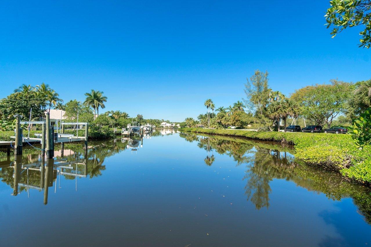 JUPITER RIVER ESTATES REVISED PLAT OF (AKA Islands - Residential