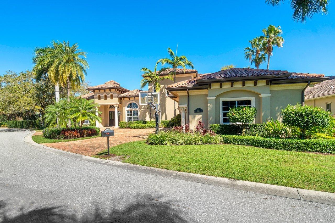 JUPITER RIVER ESTATES REVISED PLAT OF (AKA Islands - Residential