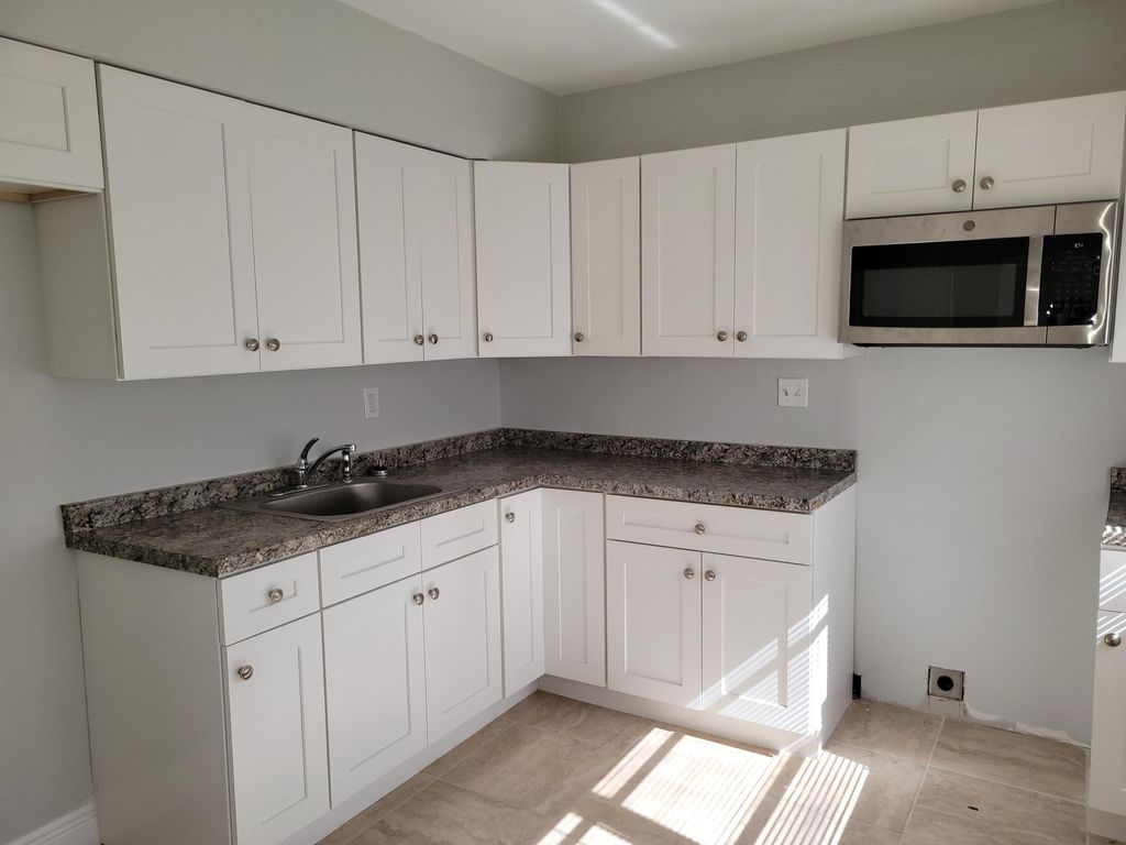 Photo of 651 NE 46 Th CT #S, Oakland Park, FL 33334 (MLS # B26030601)