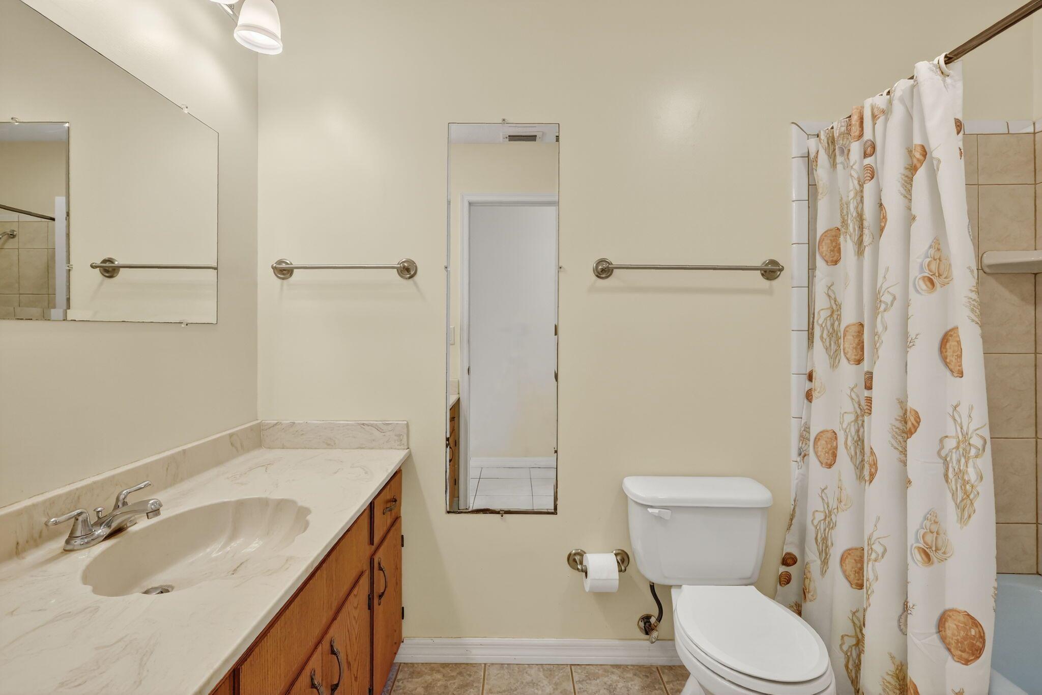 PINECREST LAKES - Residential