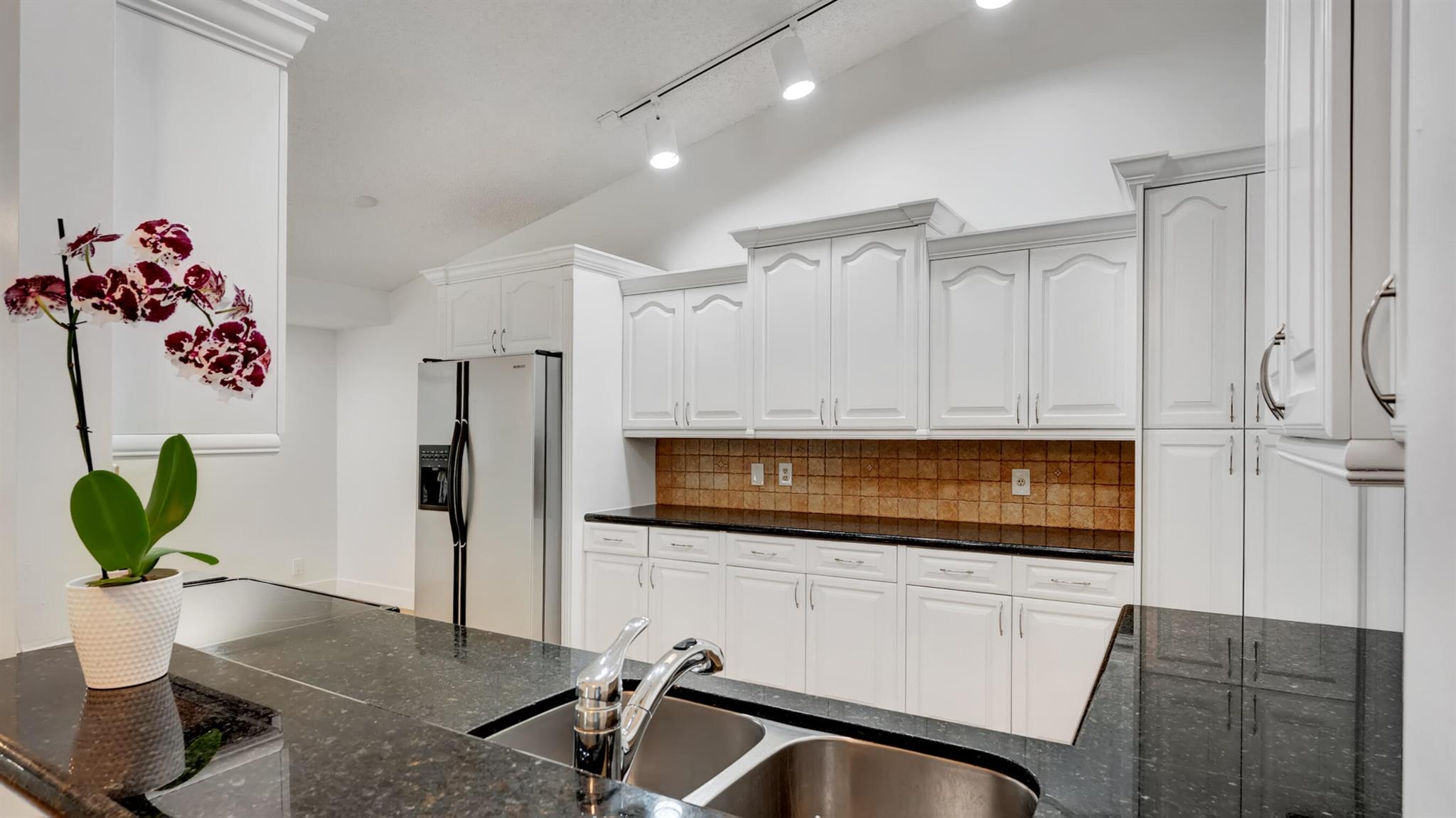 COUNTRY LANDING SEC 3 - Residential Lease