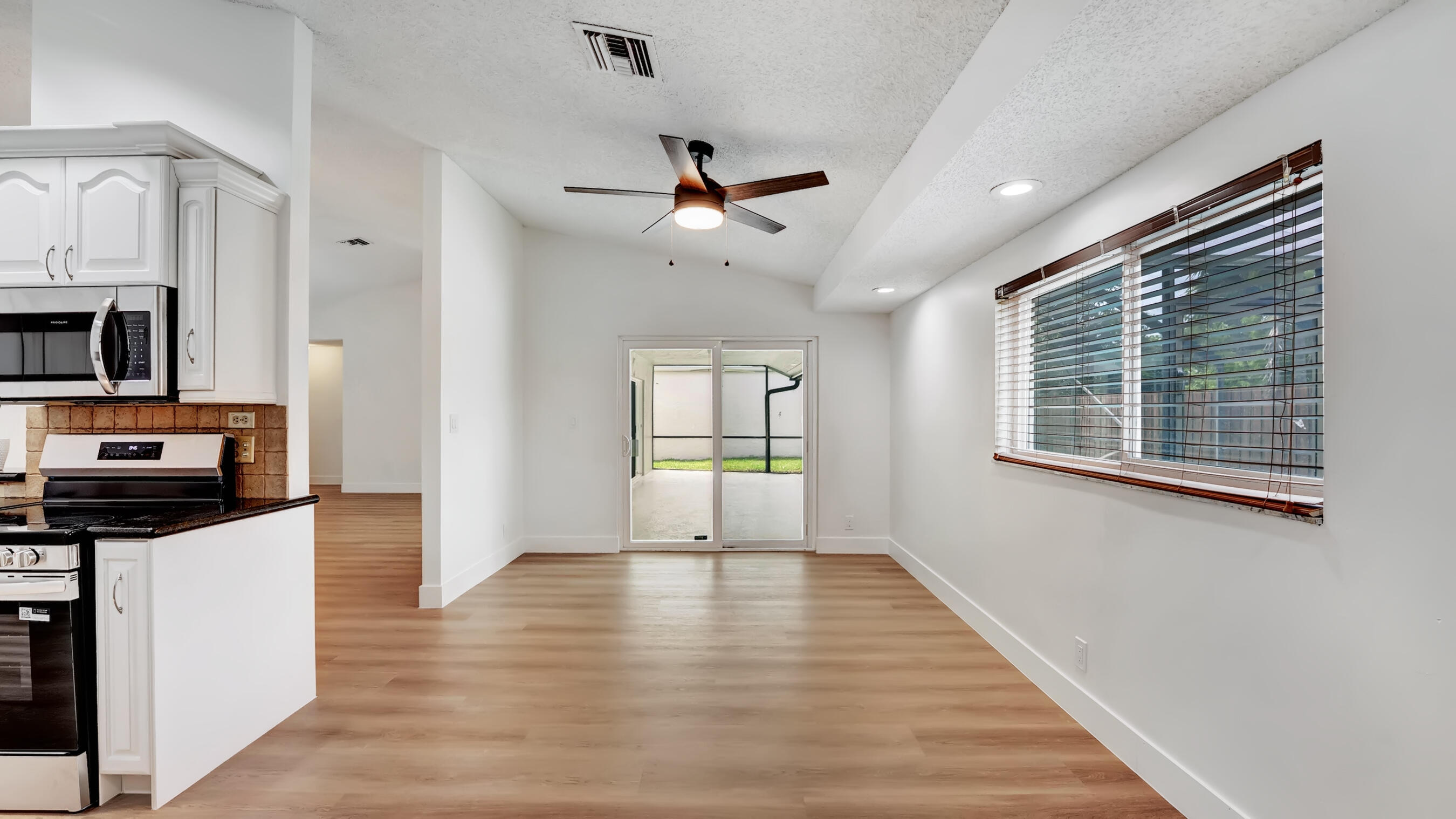 COUNTRY LANDING SEC 3 - Residential Lease