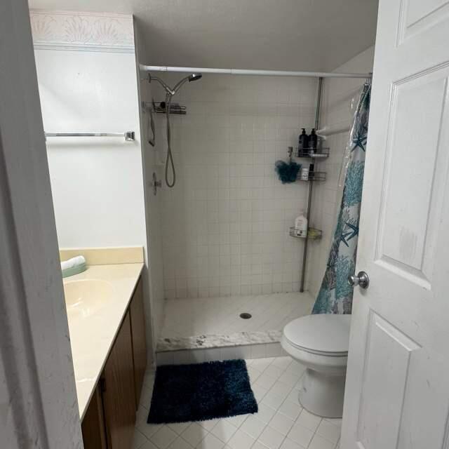 PALM BEACH TRACE CONDO - Residential