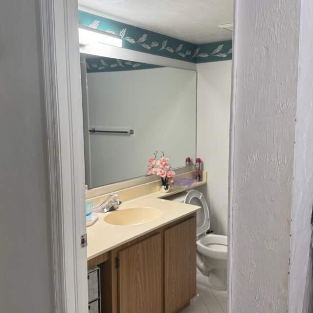 PALM BEACH TRACE CONDO - Residential