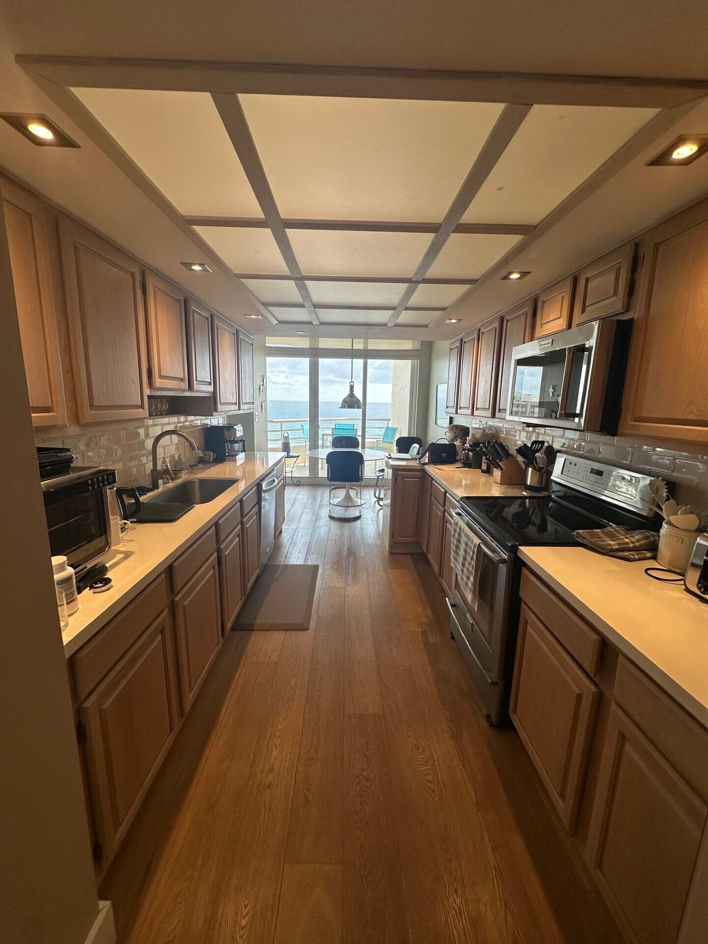 SEA RANCH CLUB OF BOCA III CONDO - Residential Lease