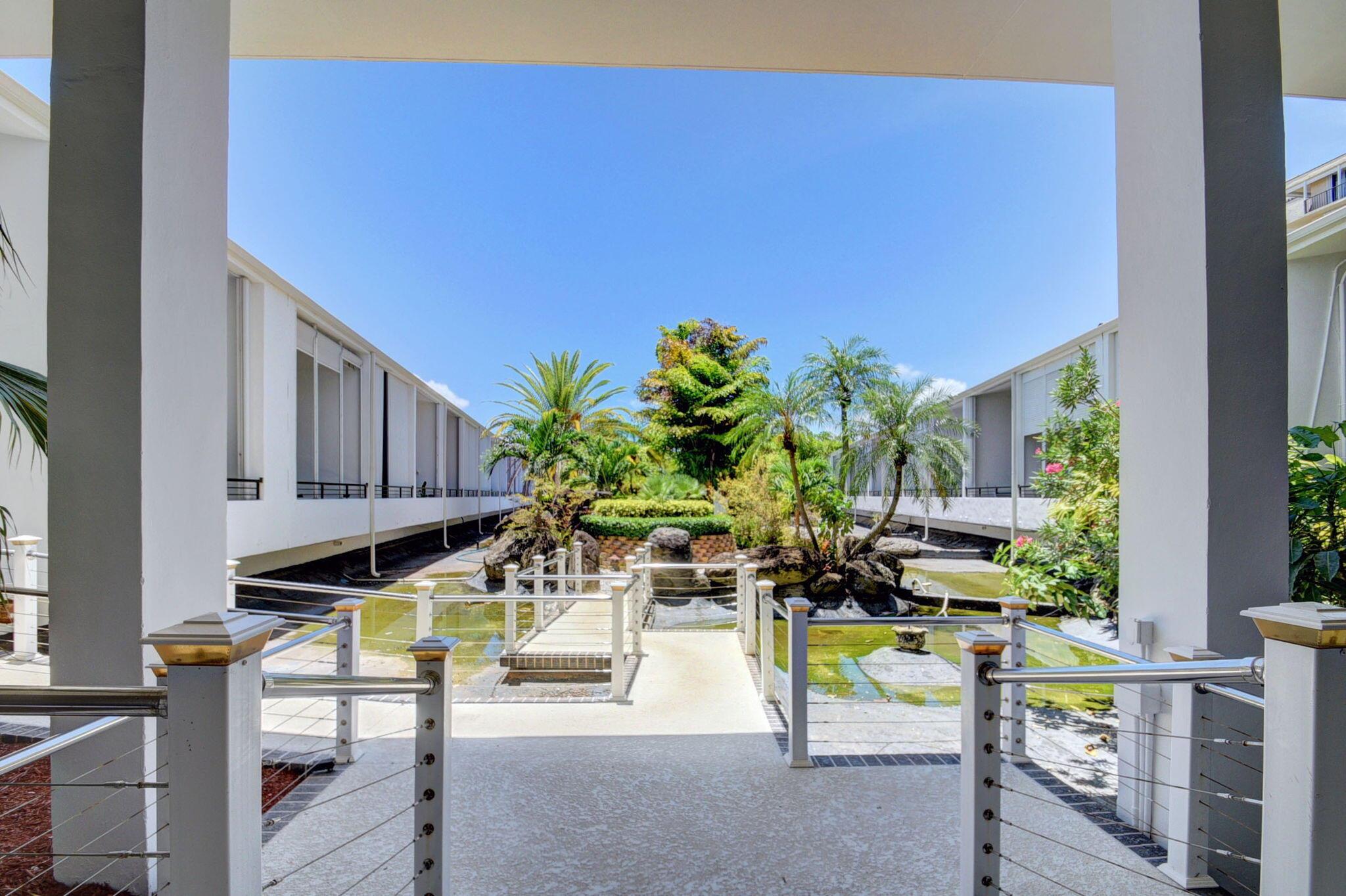 MAYFAIR HOUSE CONDO - Residential