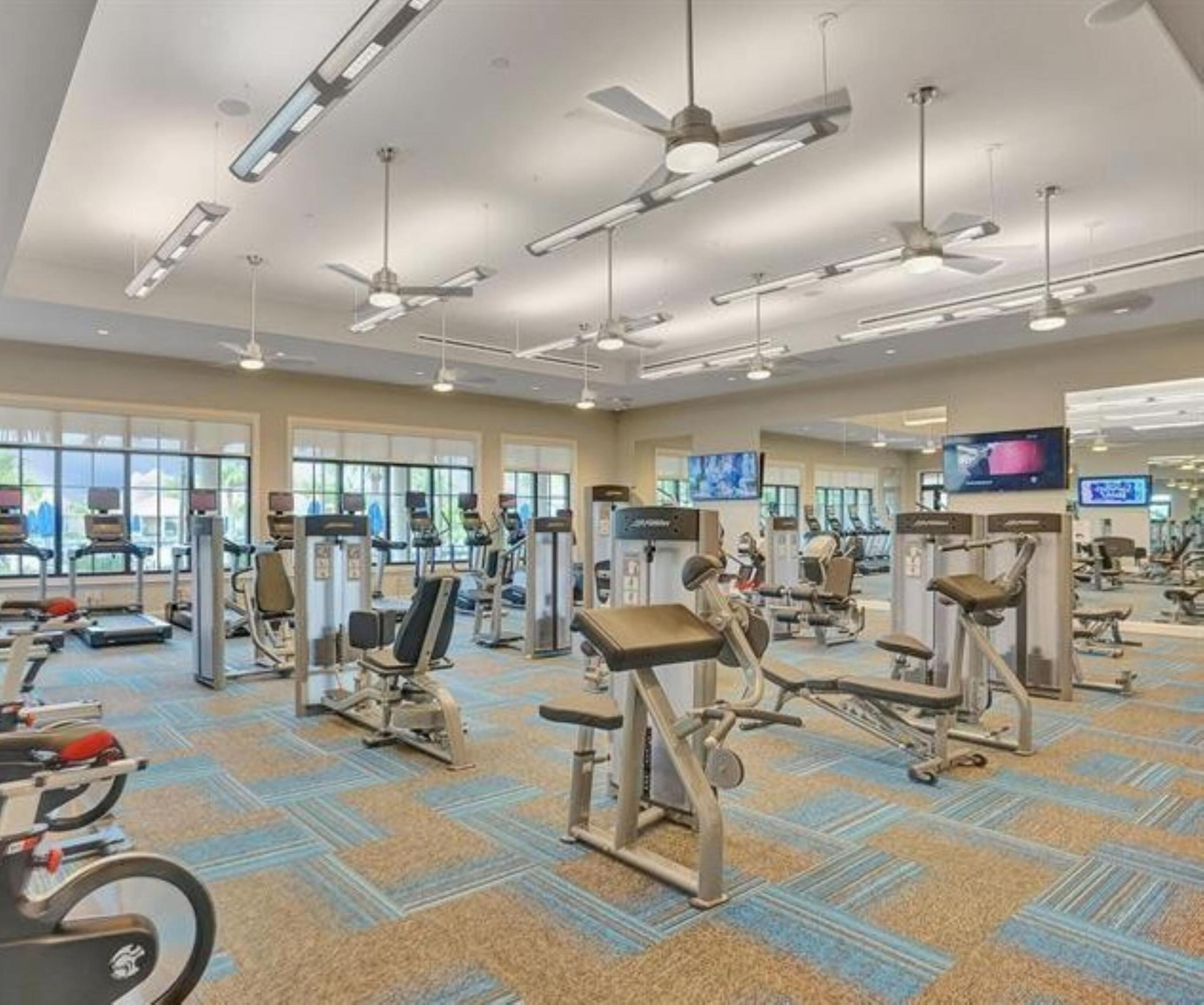 PARKLAND ROYALE - Residential