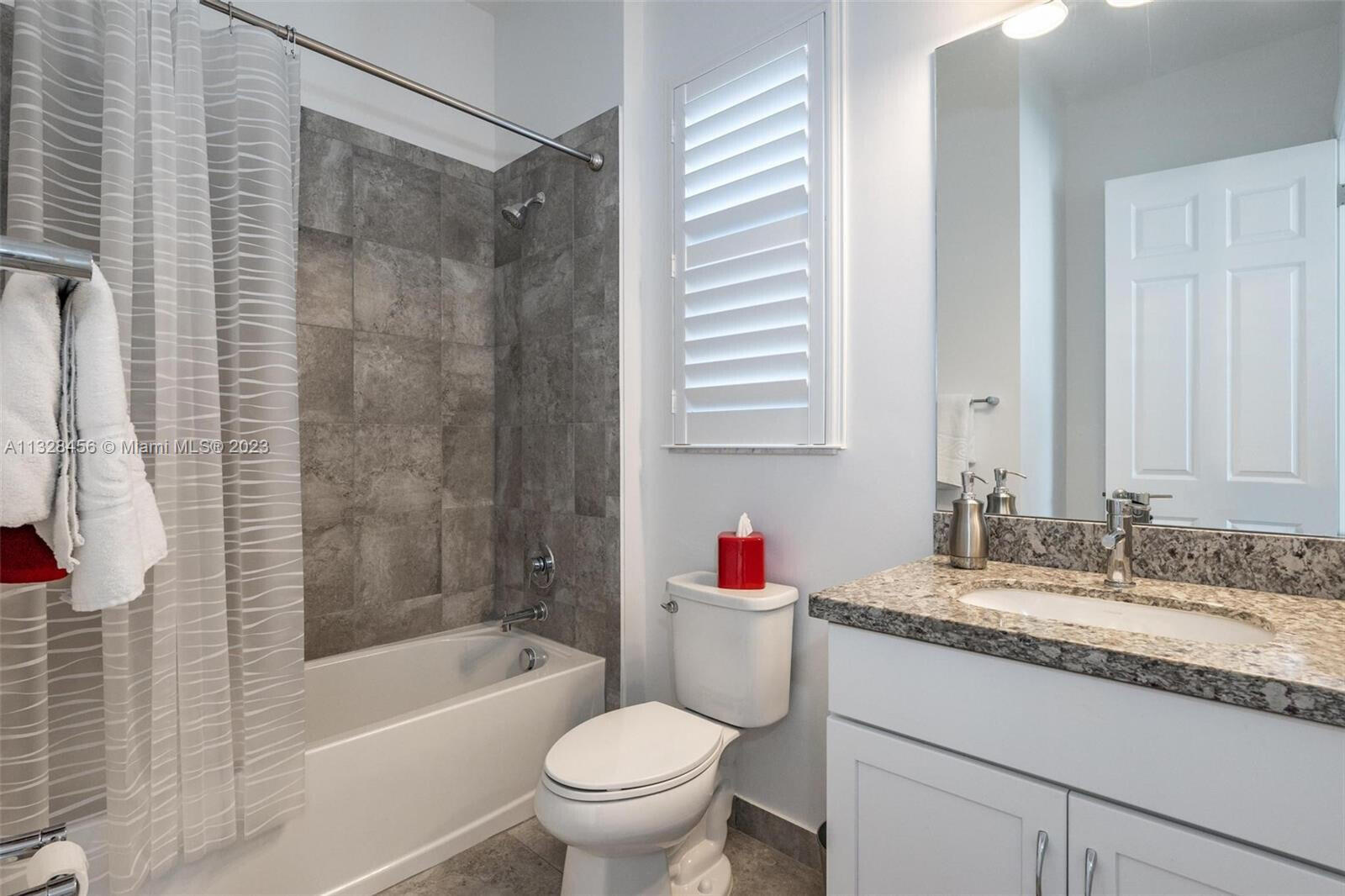 PARKLAND ROYALE - Residential