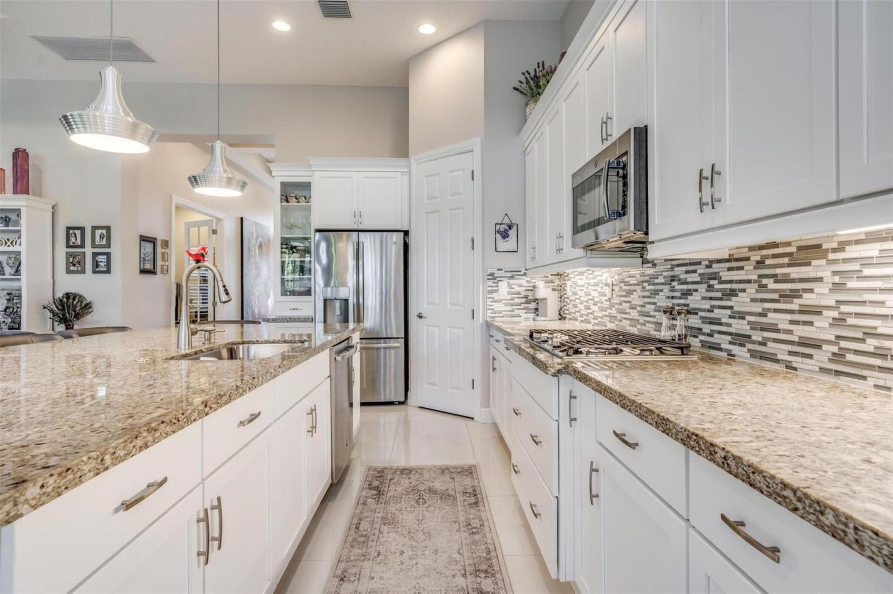 PARKLAND ROYALE - Residential