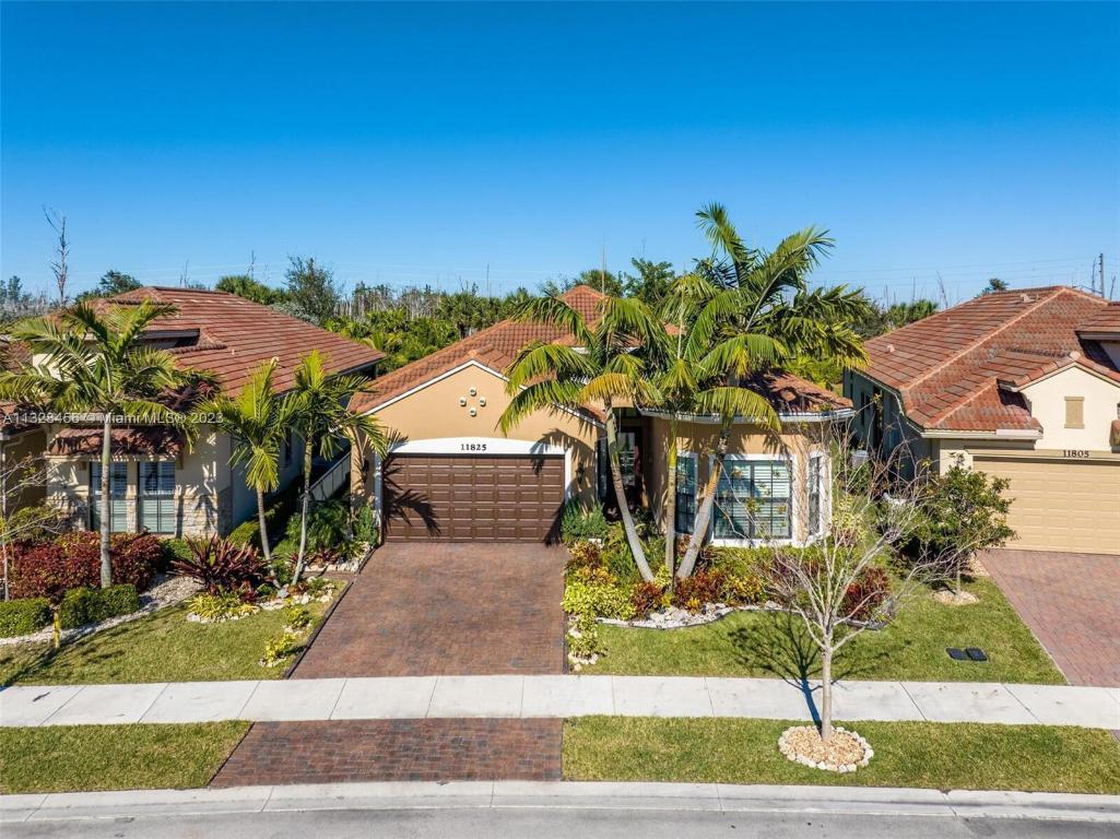 11825 Kalmar Circle N