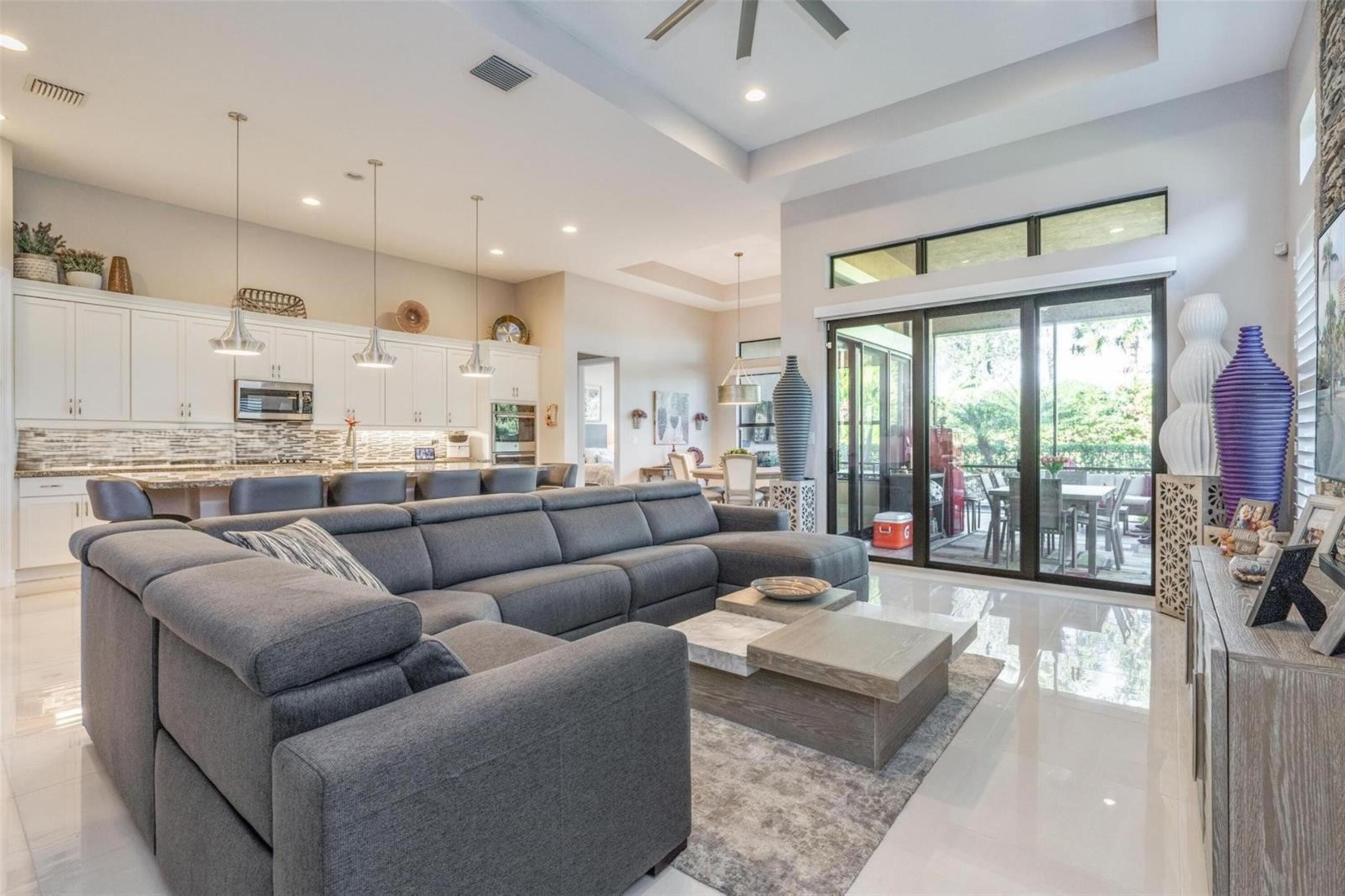 PARKLAND ROYALE - Residential