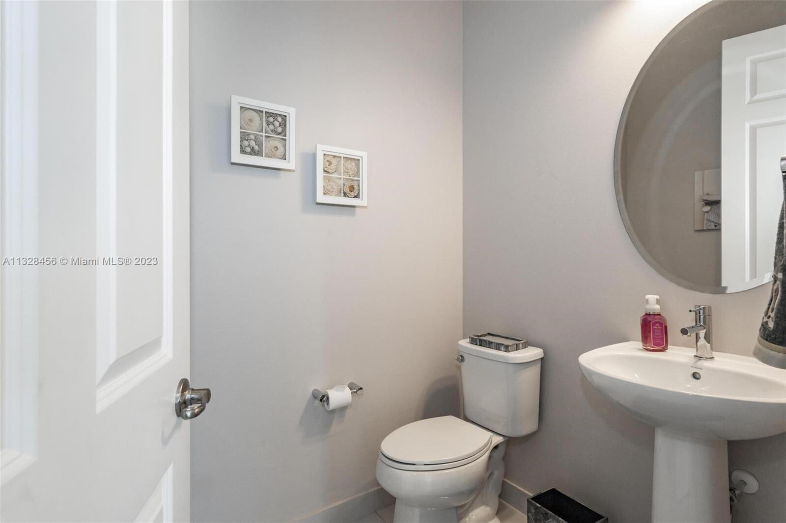 PARKLAND ROYALE - Residential