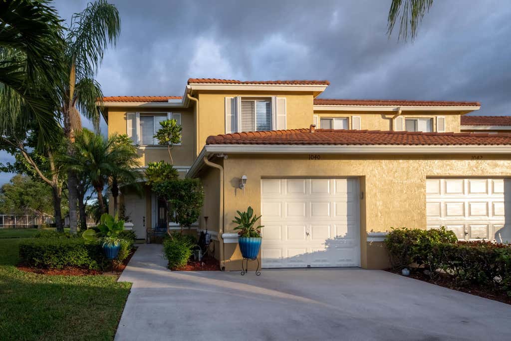 Photo of 1040 Arezzo Circle, Boynton Beach, FL 33436 (MLS # B26066455)