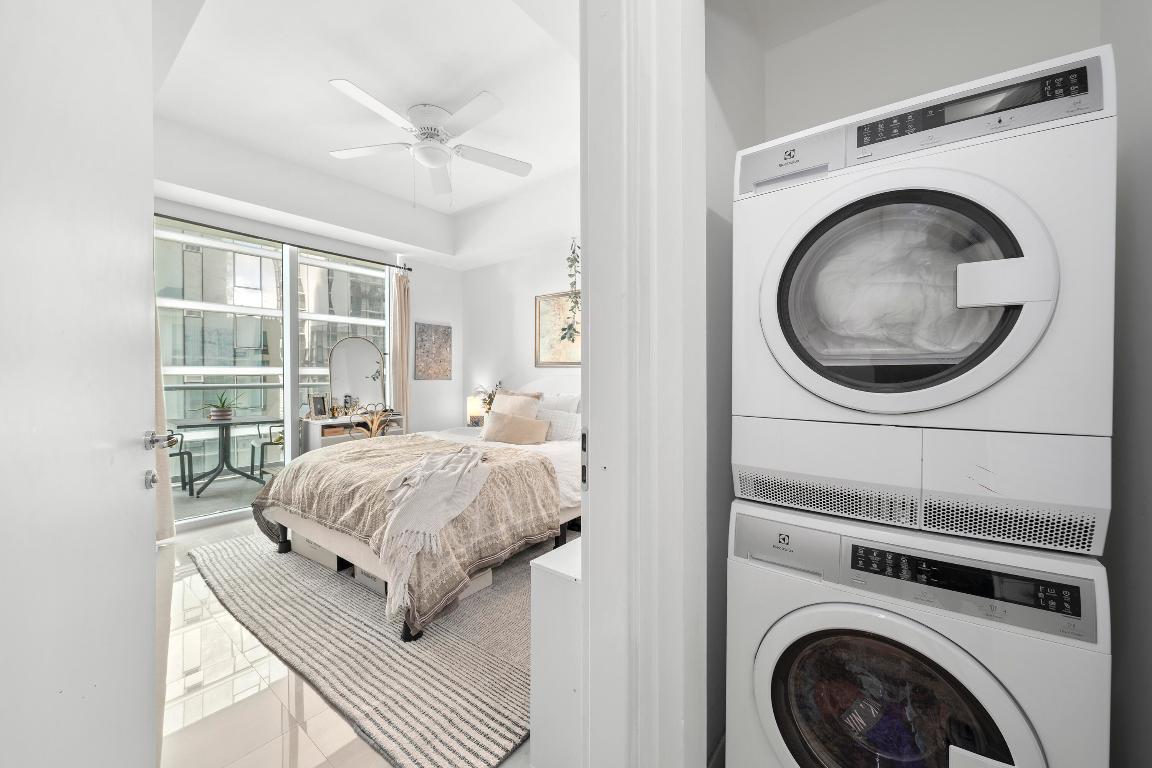 MET 1 CONDO - Residential Lease