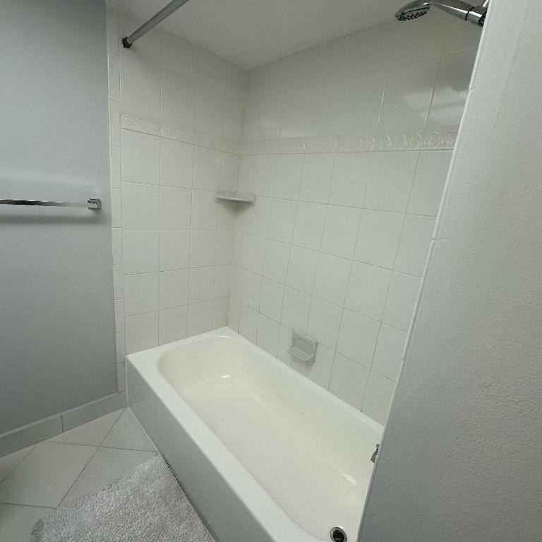 ISLE OF SANDALFOOT CONDO - Residential Lease