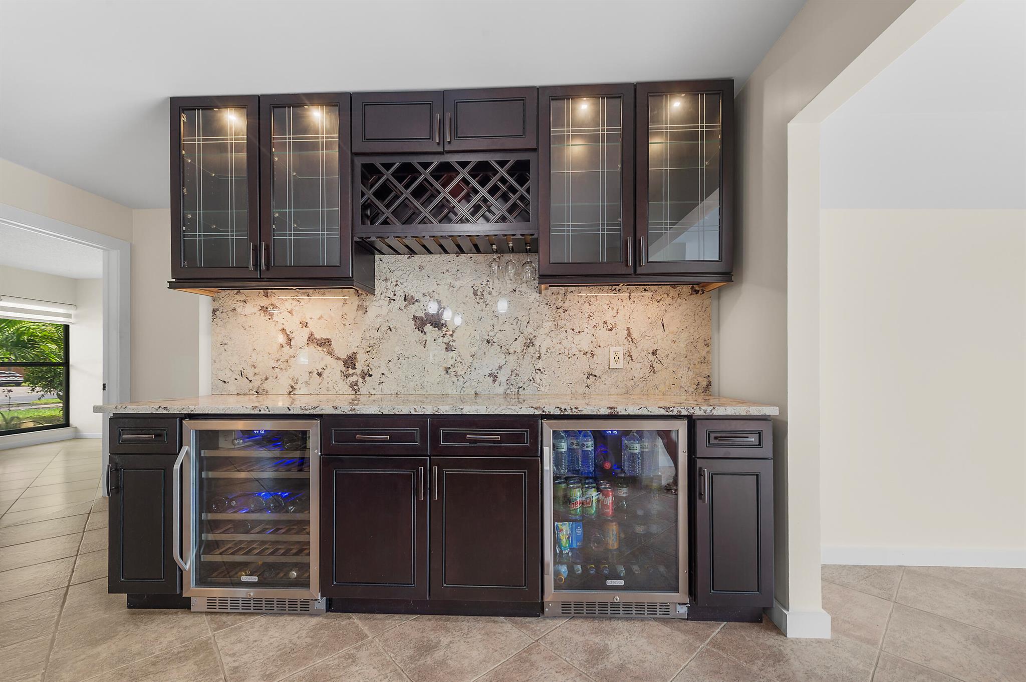 PEMBROKE LAKES SEC 6 - Residential