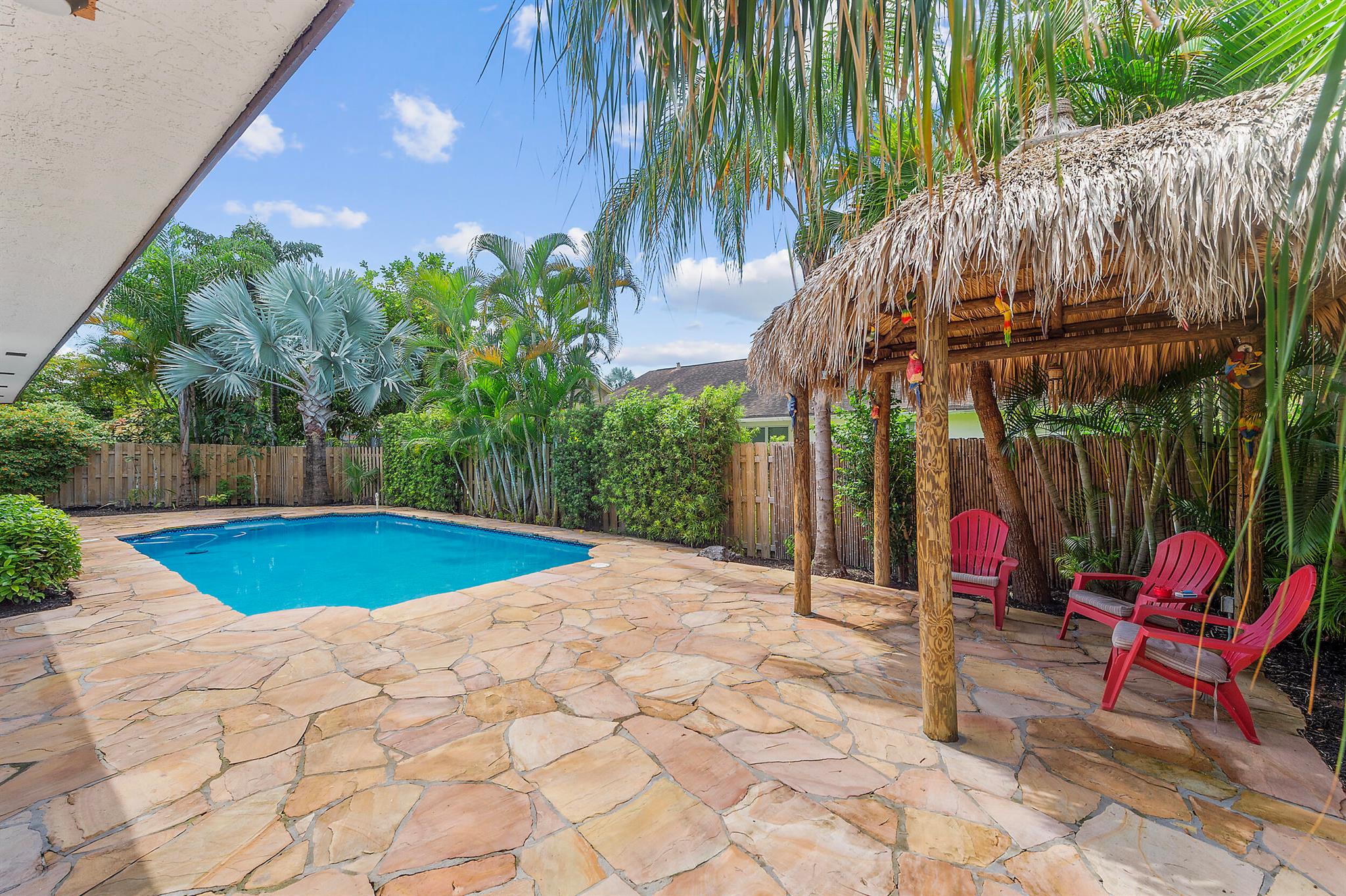 PEMBROKE LAKES SEC 6 - Residential