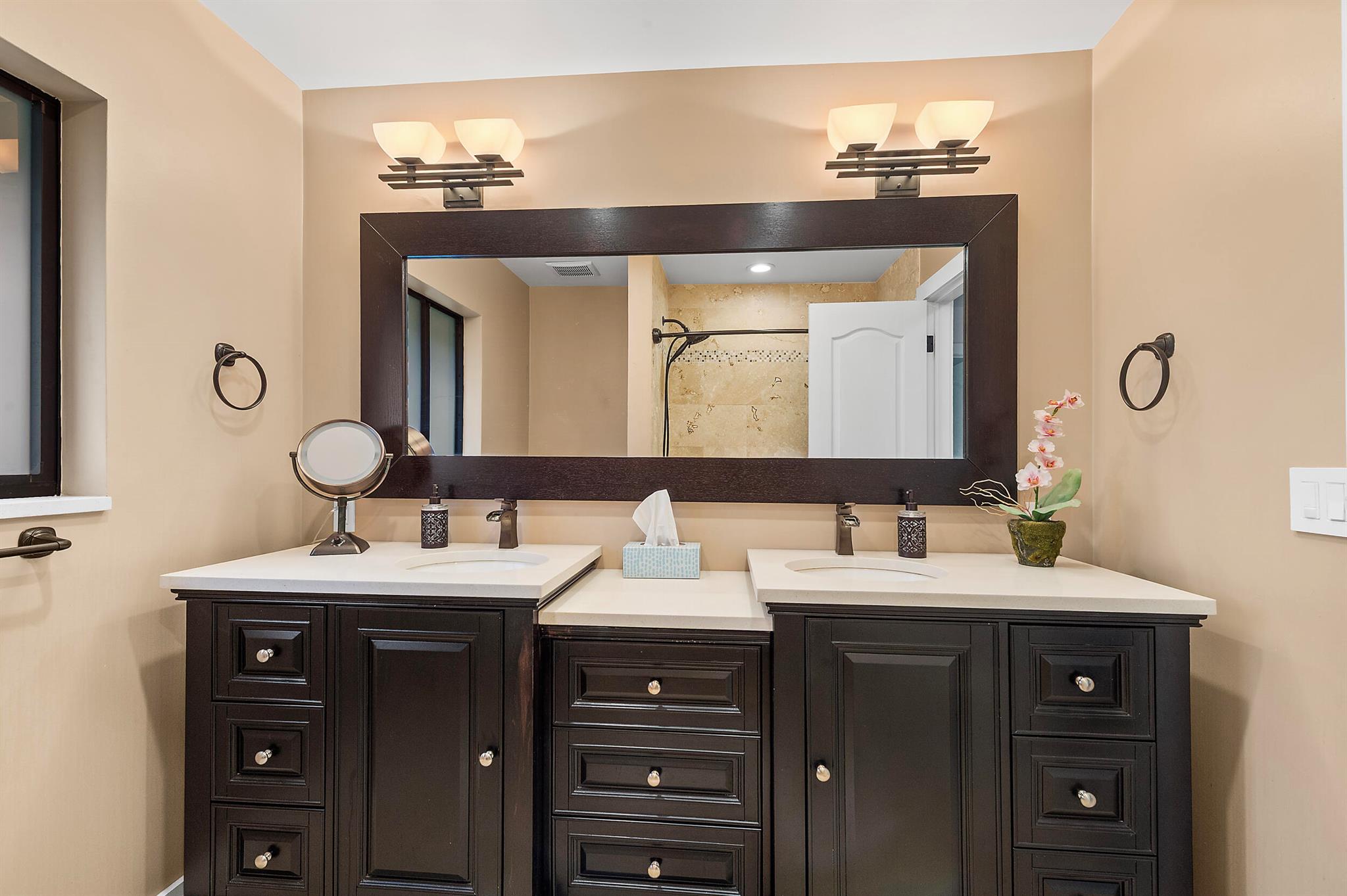 PEMBROKE LAKES SEC 6 - Residential