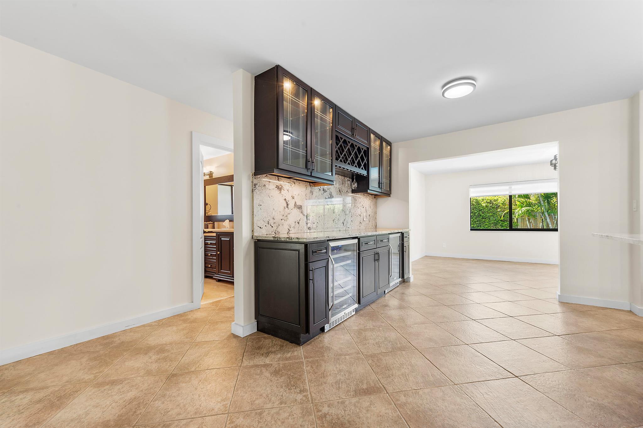 PEMBROKE LAKES SEC 6 - Residential