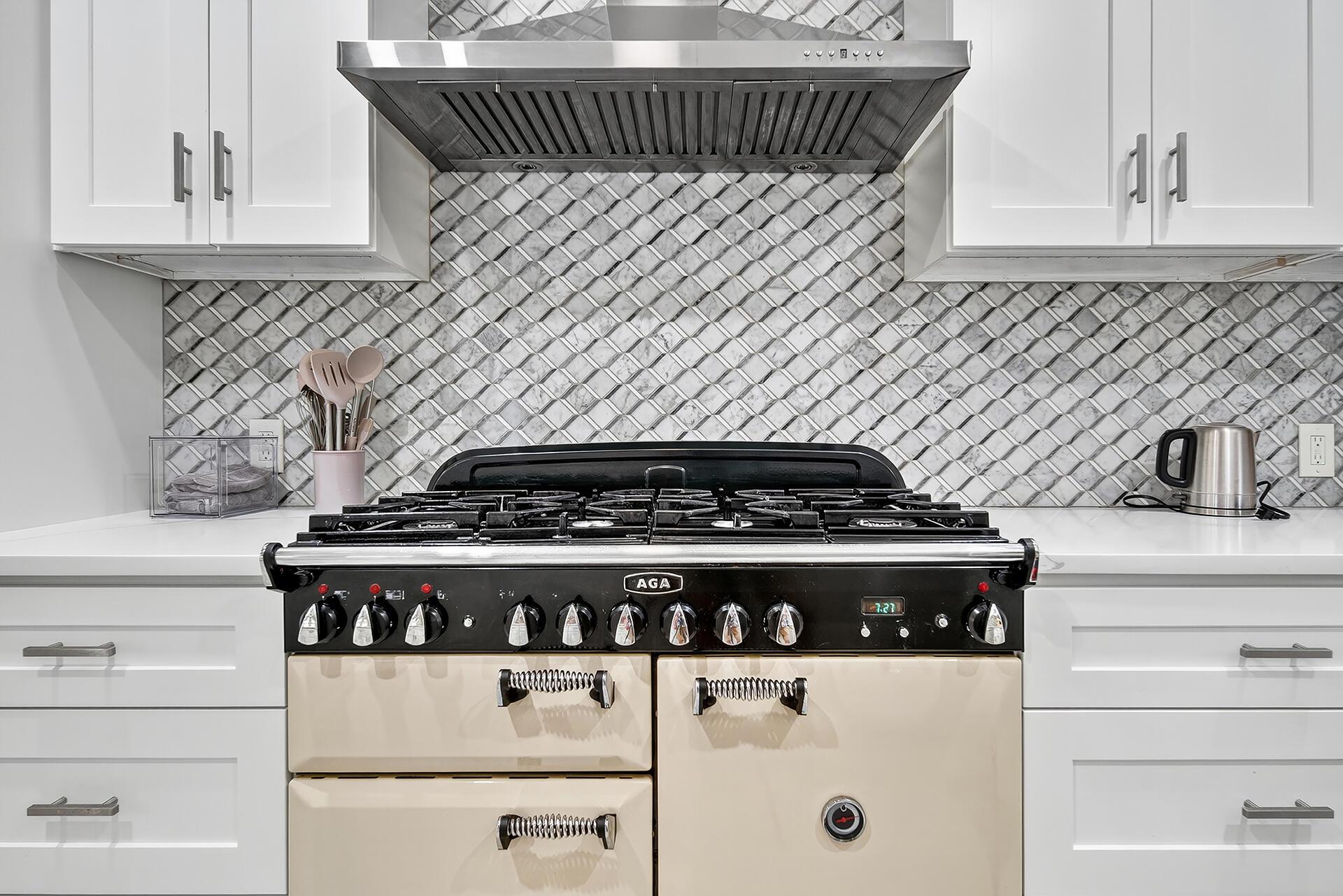 Northwood Hills Historic - Residential