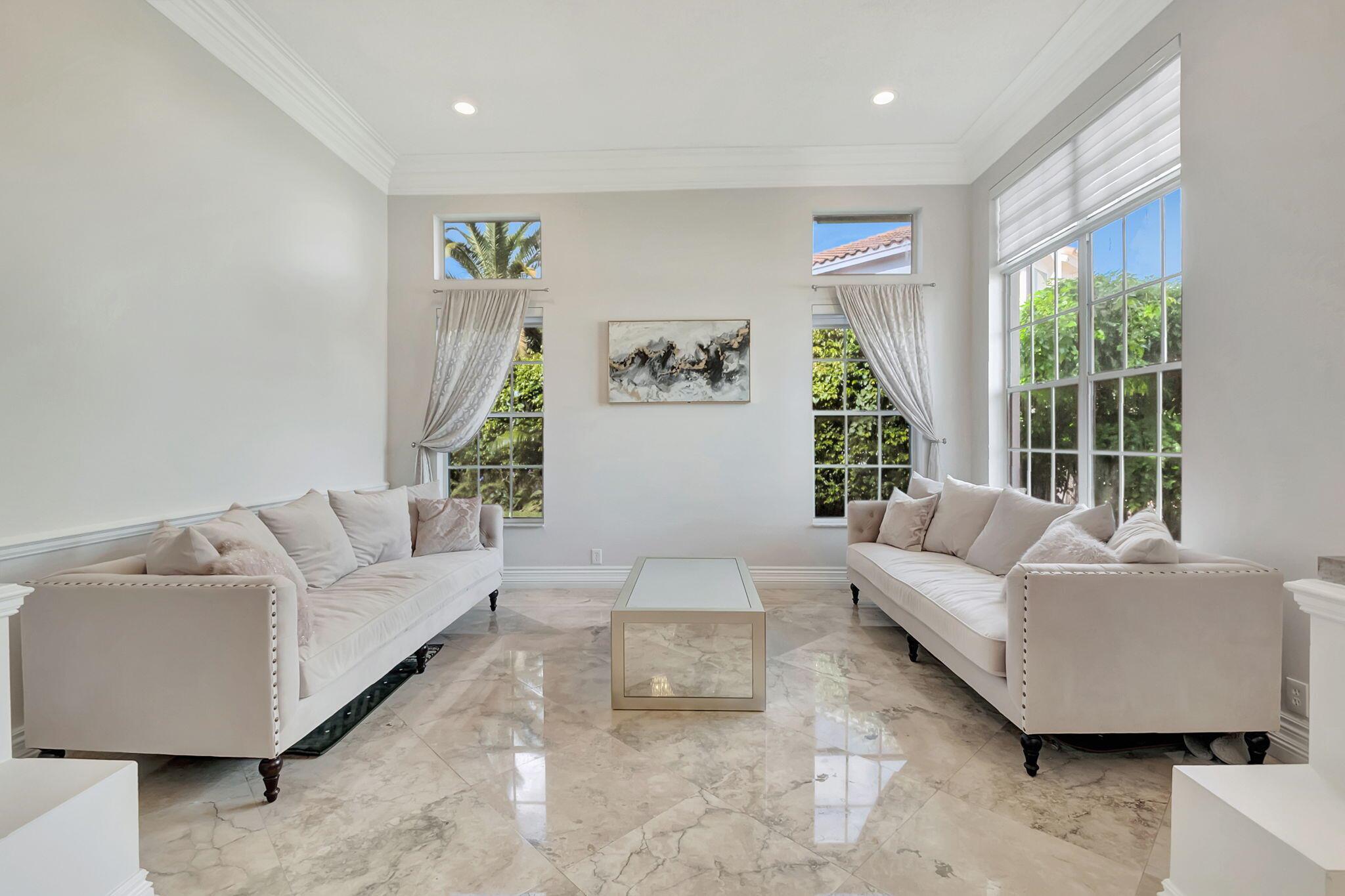 10776 Queen Palm Court