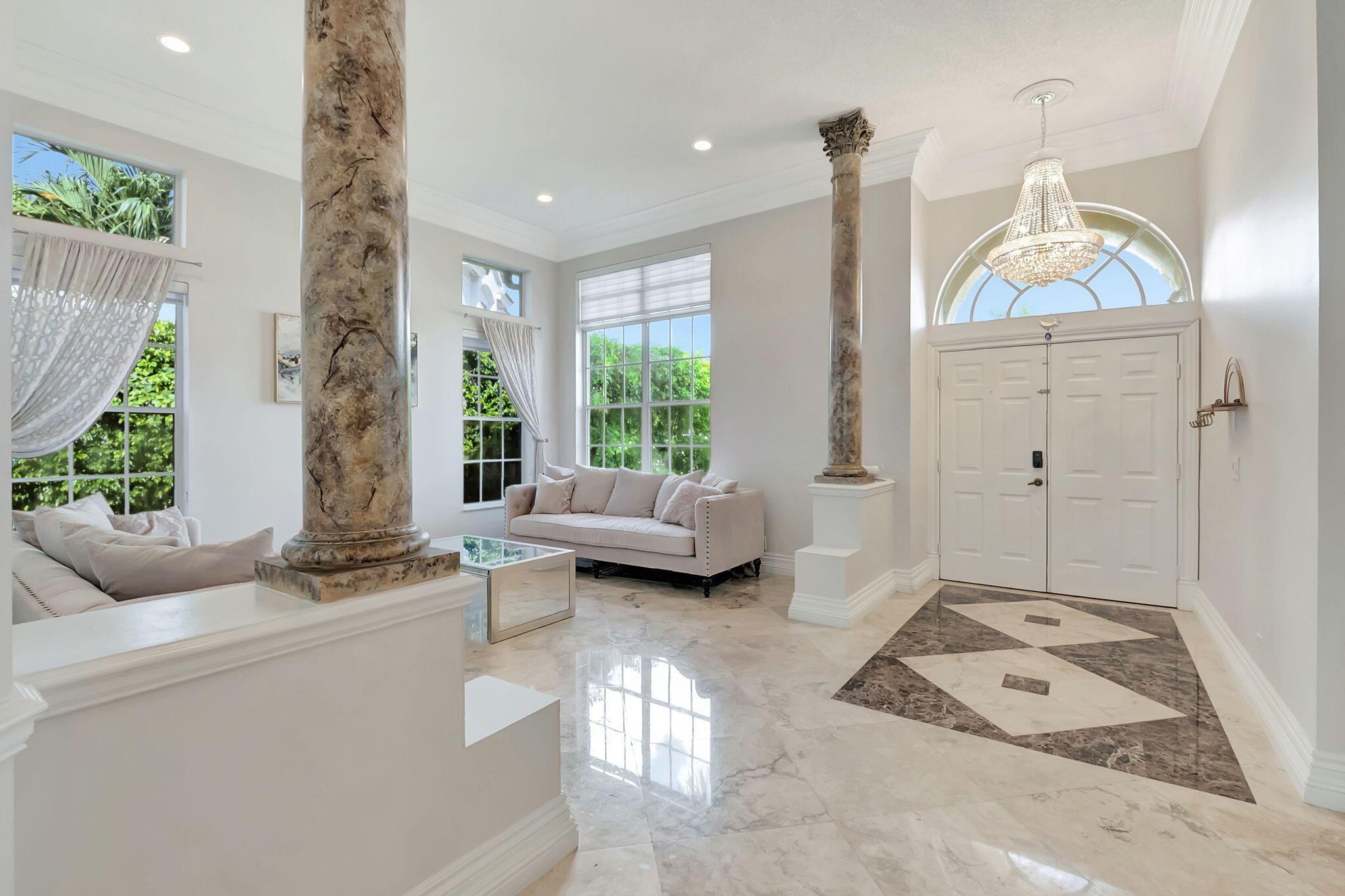 10776 Queen Palm Court
