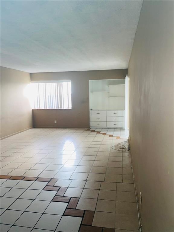 LAKES OF INVERRARY CONDO - Residential