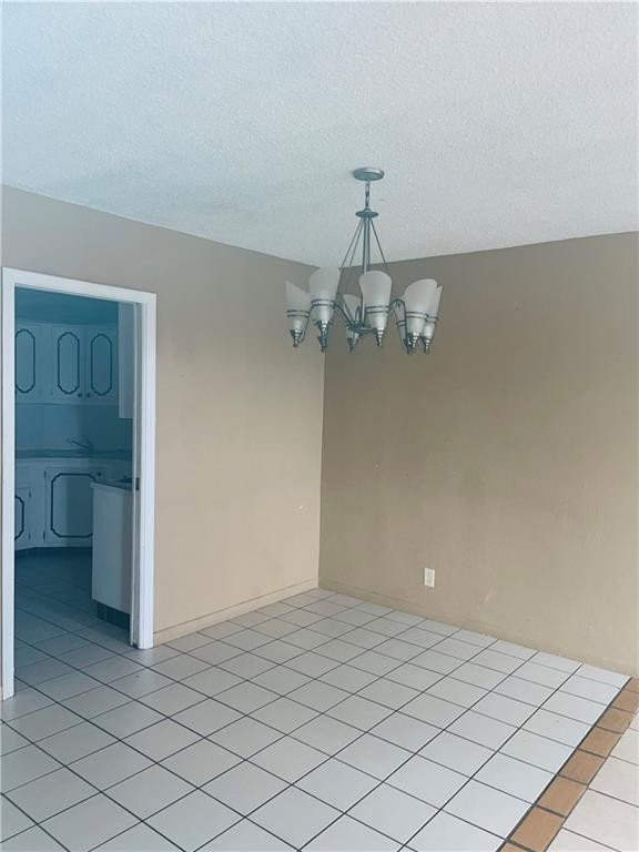 LAKES OF INVERRARY CONDO - Residential