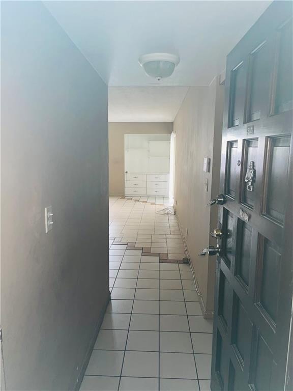 LAKES OF INVERRARY CONDO - Residential