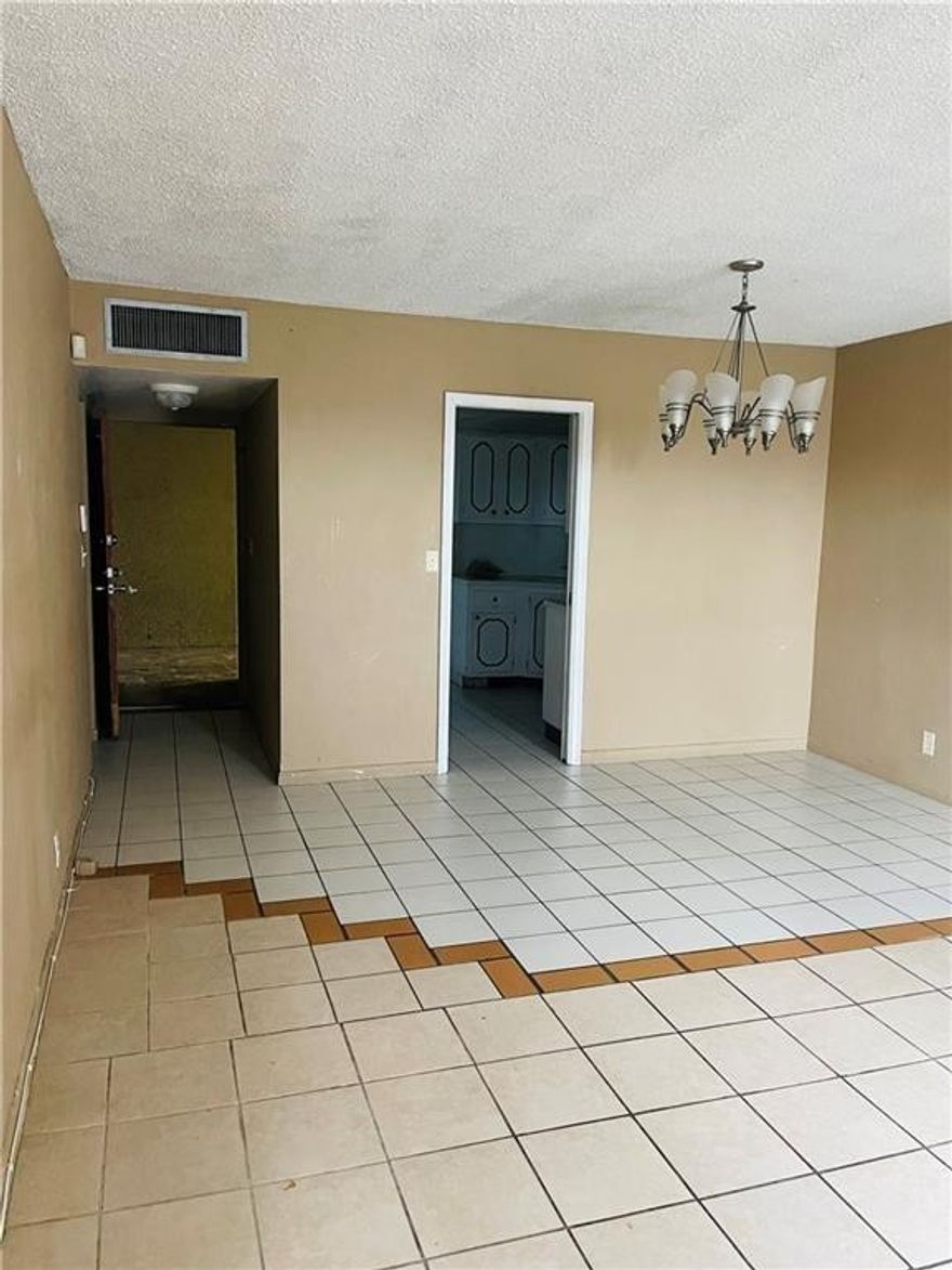 Don't miss the opportunity to own this spacious 2-bedroom, 2-bathroom condo in the scenic Lakes of Inverrary, offering breathtaking water views. Enjoy the convenience of one assigned parking space, ample guest parking, a storage room, hurricane shutters, and more. This unit is strategically situated close to shopping centers, banks, schools, restaurants, and places of worship, enhancing your lifestyle with accessibility and amenities.
