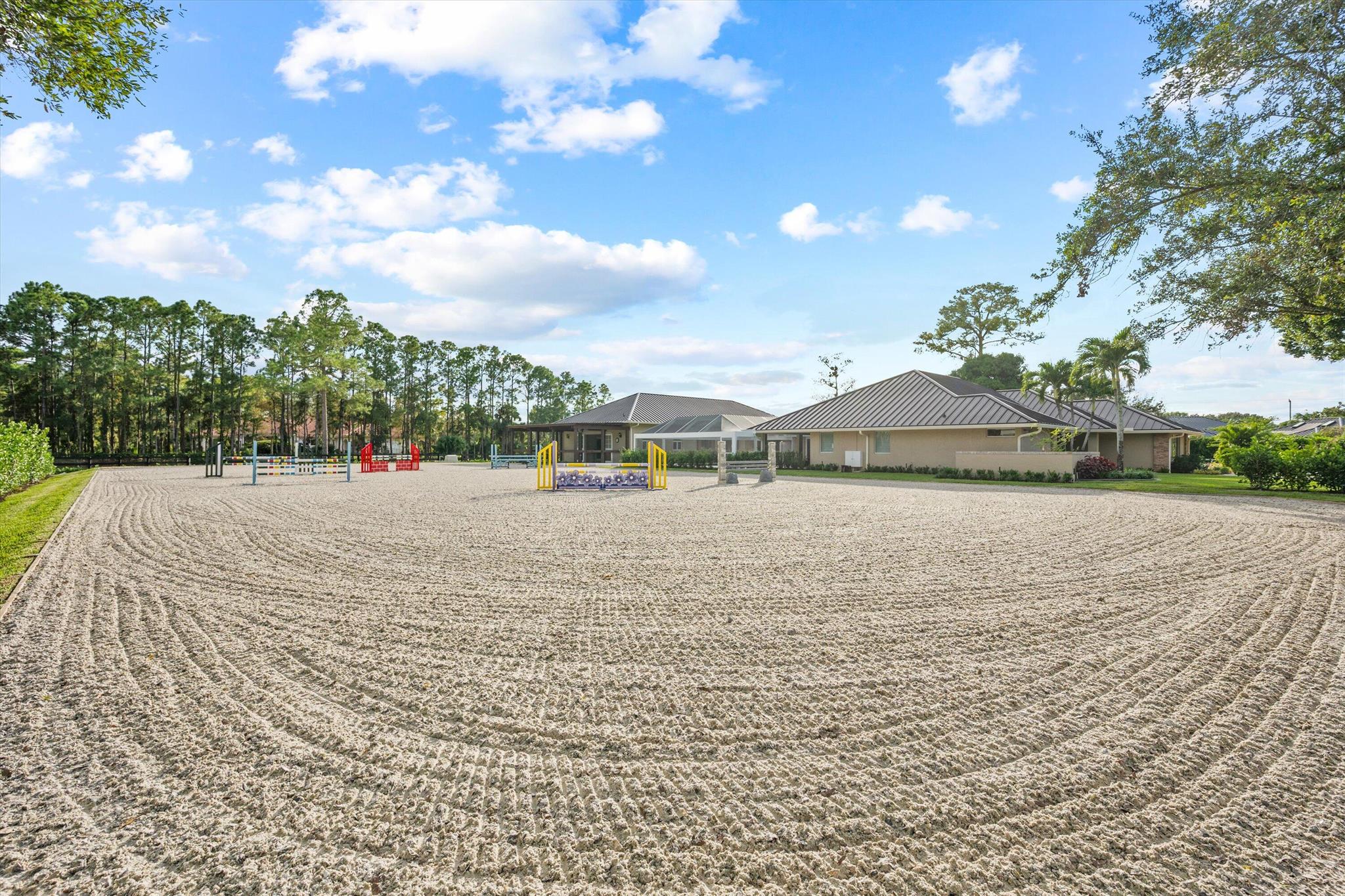 PADDOCK PARK 2 OF WELLING - Residential