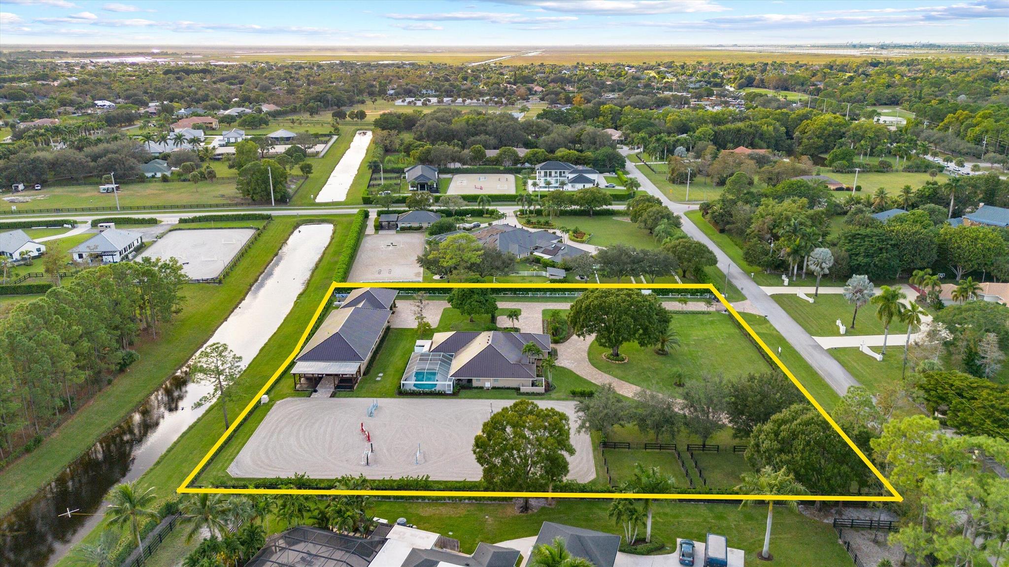 PADDOCK PARK 2 OF WELLING - Residential